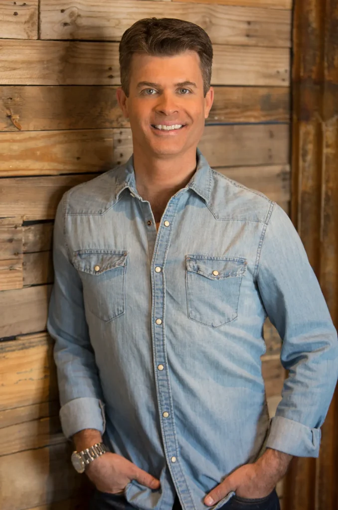 Host Dan Ball from Hungry Heroes on AWE