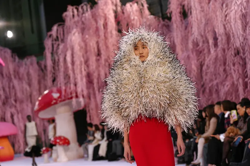 A model wears a creation as part of the Chanel Spring/Summer 2026 Haute Couture collection presented in Paris, Tuesday, Jan. 27, 2026. (AP Photo/Aurelien Morissard)