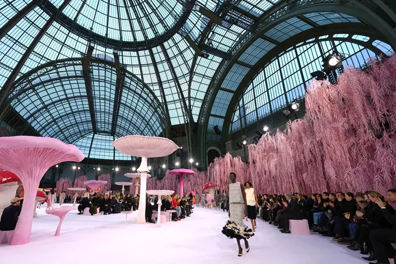 A model wears a creation as part of the Chanel Spring/Summer 2026 Haute Couture collection presented in Paris, Tuesday, Jan. 27, 2026. (AP Photo/Aurelien Morissard)