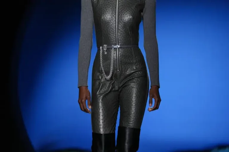 A model wears a creation as part of the Hermes Fall/Winter 2026-2027 Women's collection presented in Paris, Saturday, March 7, 2026. (AP Photo/Aurelien Morissard)