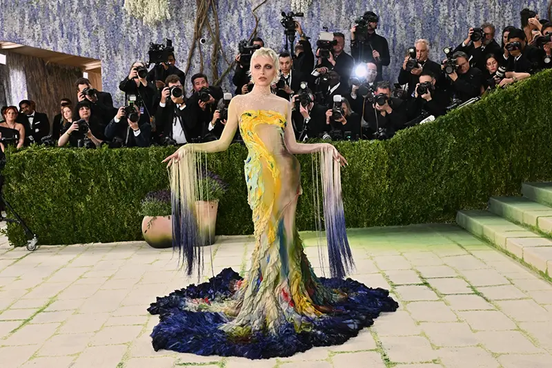Emma Chamberlain arrives at The Metropolitan Museum of Art’s Costume Institute benefit gala celebrating the opening of the “Costume Art” exhibition on Monday, May 4, 2026, in New York. (Photo by Evan Agostini/Invision/AP)