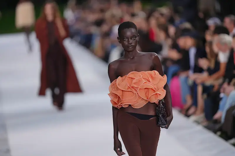 A model wears a creation as part of the Stella McCartney Womenswear Spring Summer 2027 collection presented in Paris, France, Wednesday, Sept. 30, 2026. (AP Photo/Aurelien Morissard)